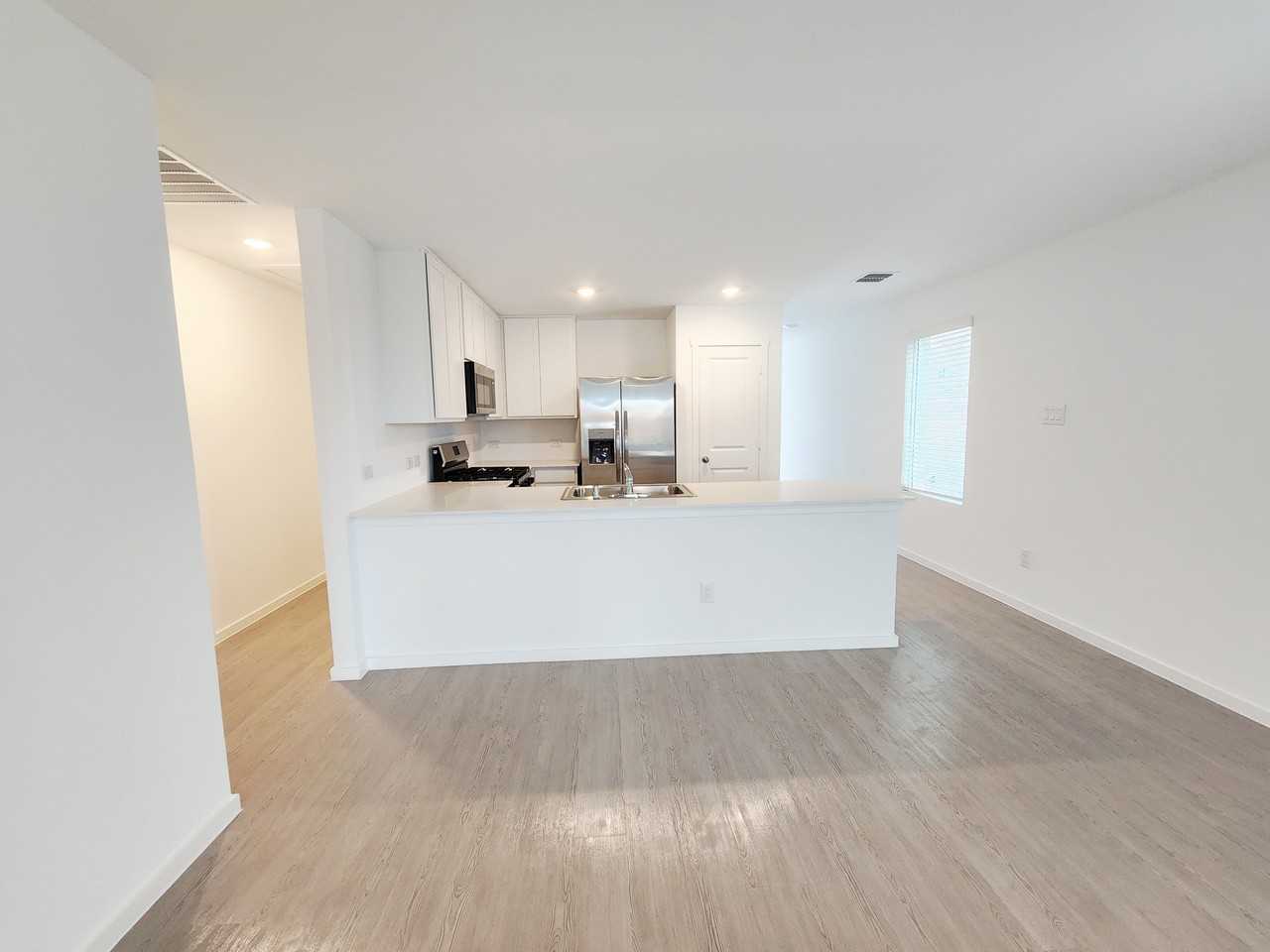 1316 Alfred St #1 - Photo 3 of 22