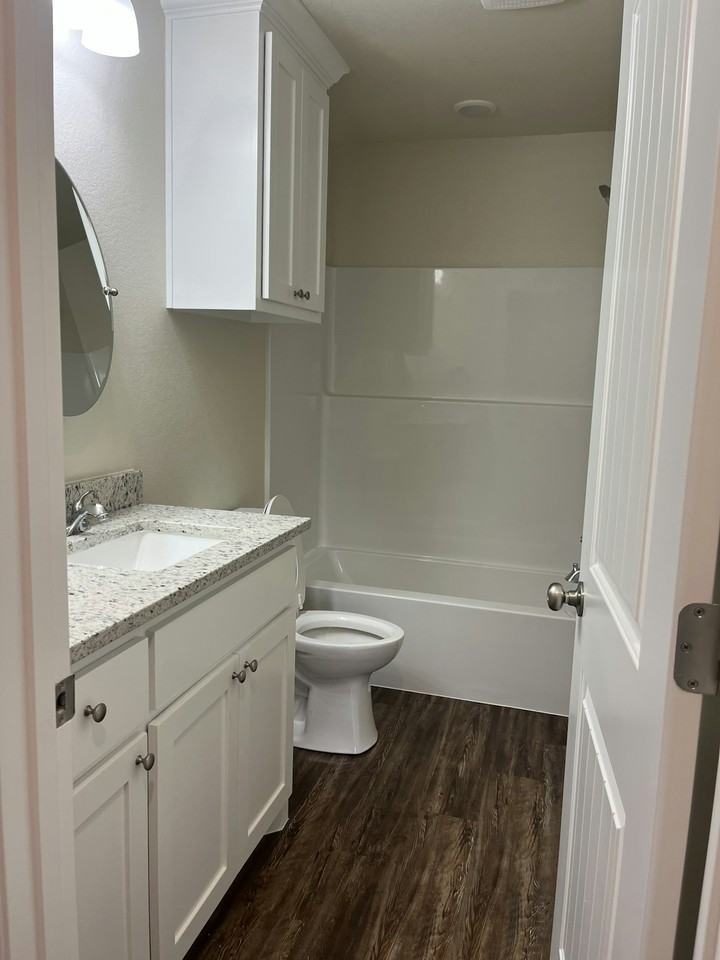 503 Honeysuckle Lane - Photo 6 of 10