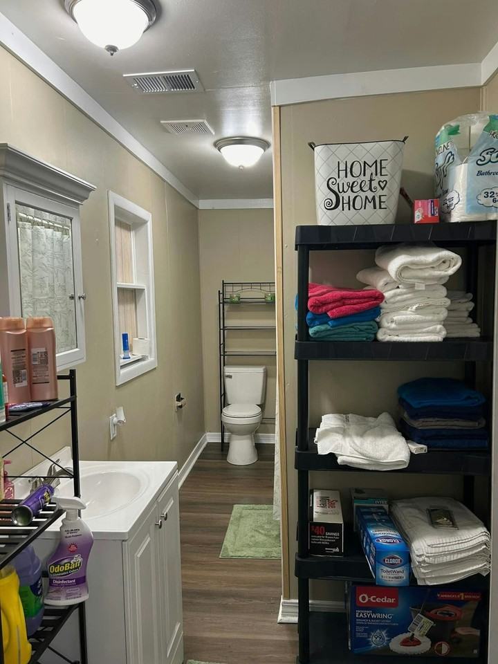 105 McKinnon St. - Photo 7 of 7