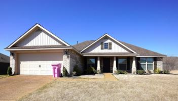 featured image of 2610 Madeline Ln