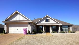 2610 Madeline Ln - Photo 1 of 1