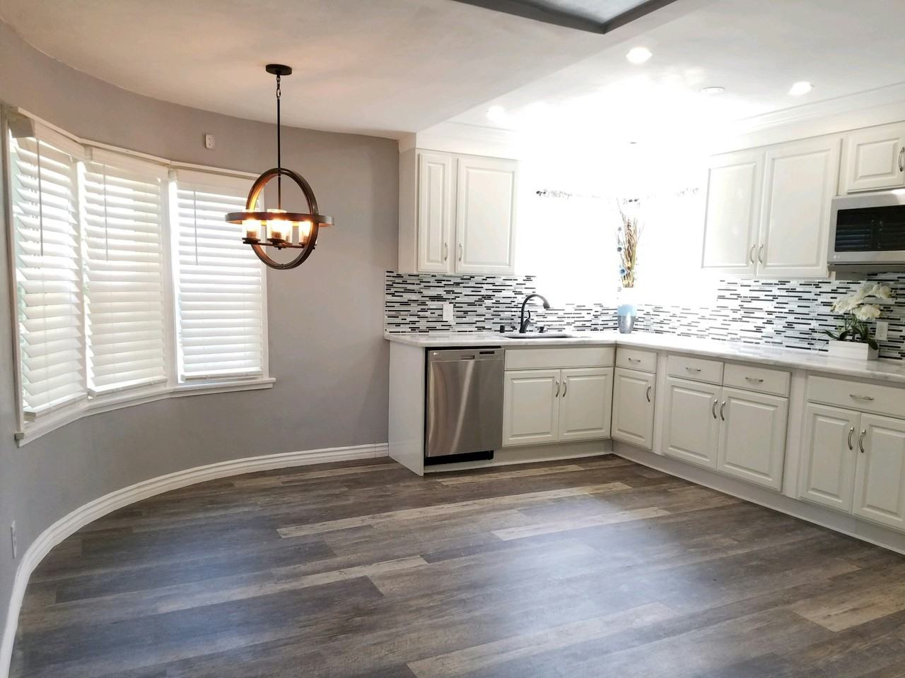 14103 Jefferson Avenue - Photo 3 of 15