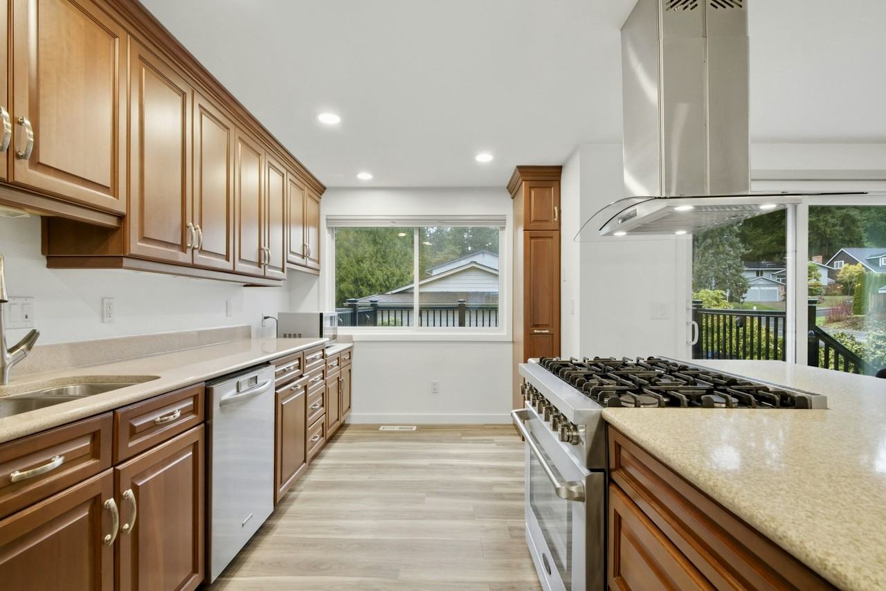 11742 Northeast 150th Place - Photo 6 of 28