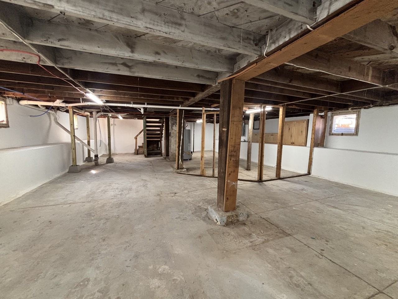 1004 E Delmar St #1 - Photo 4 of 11