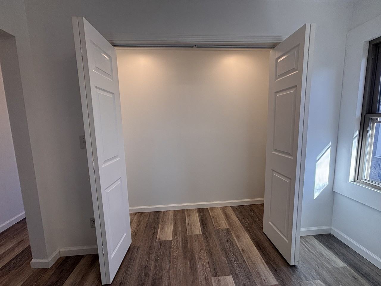 1004 E Delmar St #1 - Photo 7 of 11