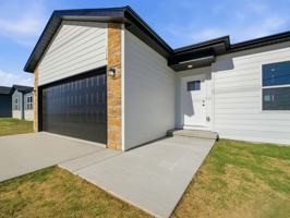 featured image of 1761 Southwest St #1