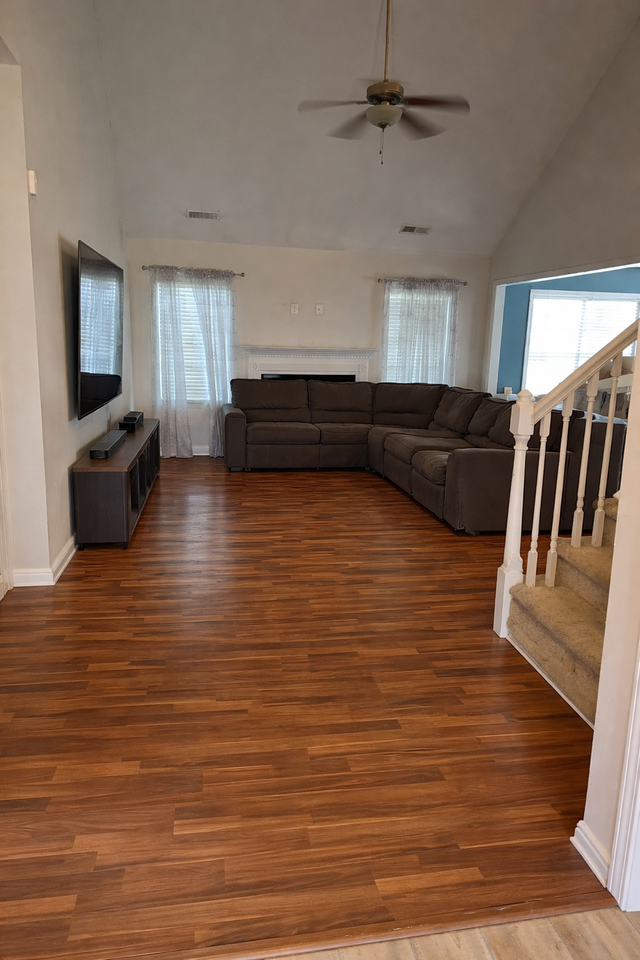 108 Cherry Grove Dr #1 - Photo 2 of 10