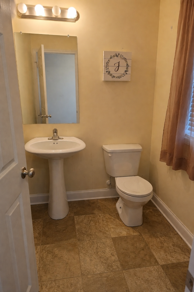 108 Cherry Grove Dr #1 - Photo 7 of 10