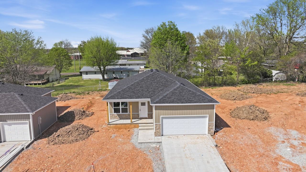 46 Whitley Ln #1