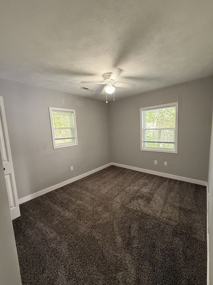 9 E Delta St #1 - Photo 4 of 8
