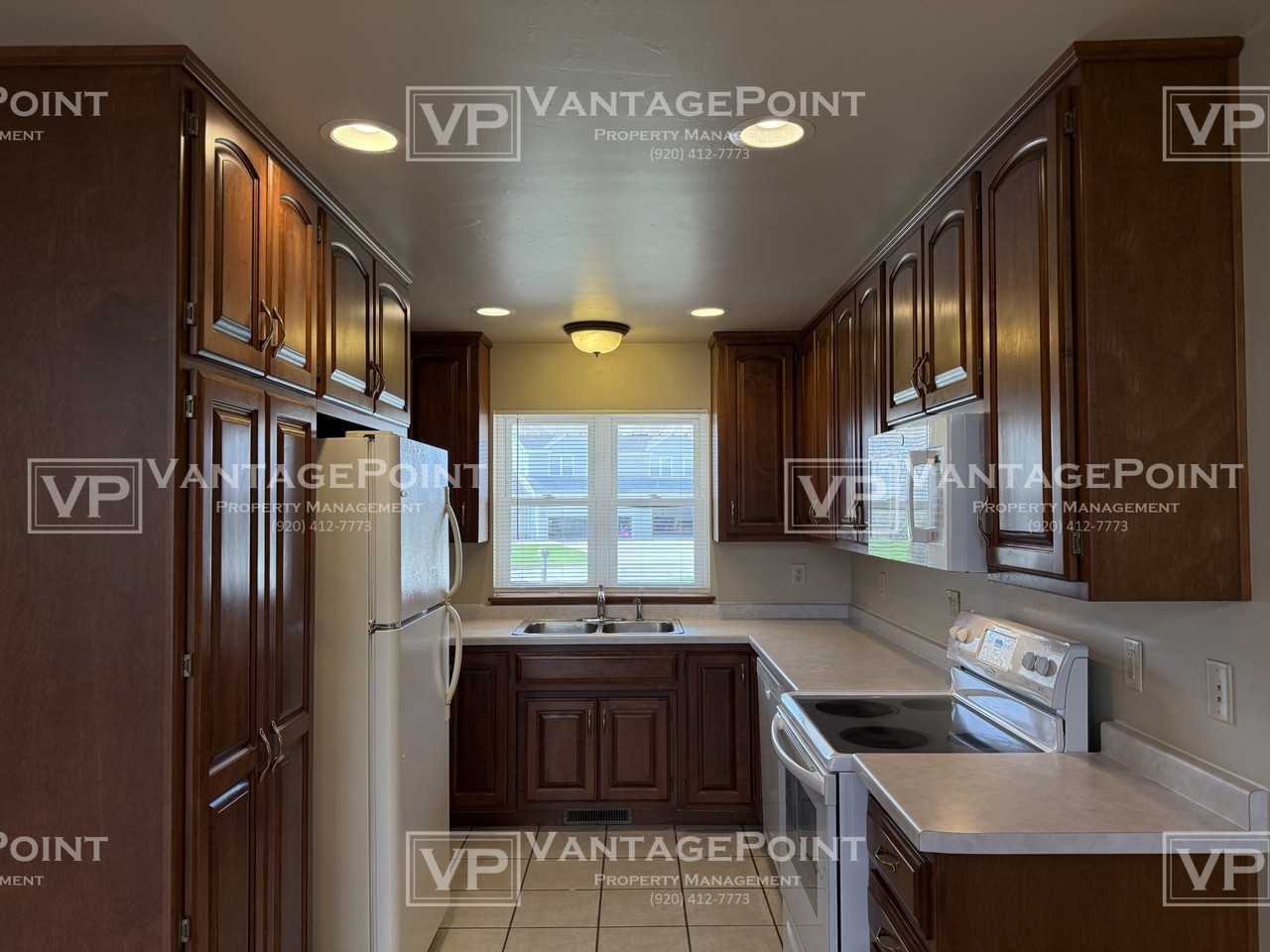 2089 River Point Ct #2089 - Photo 4 of 23