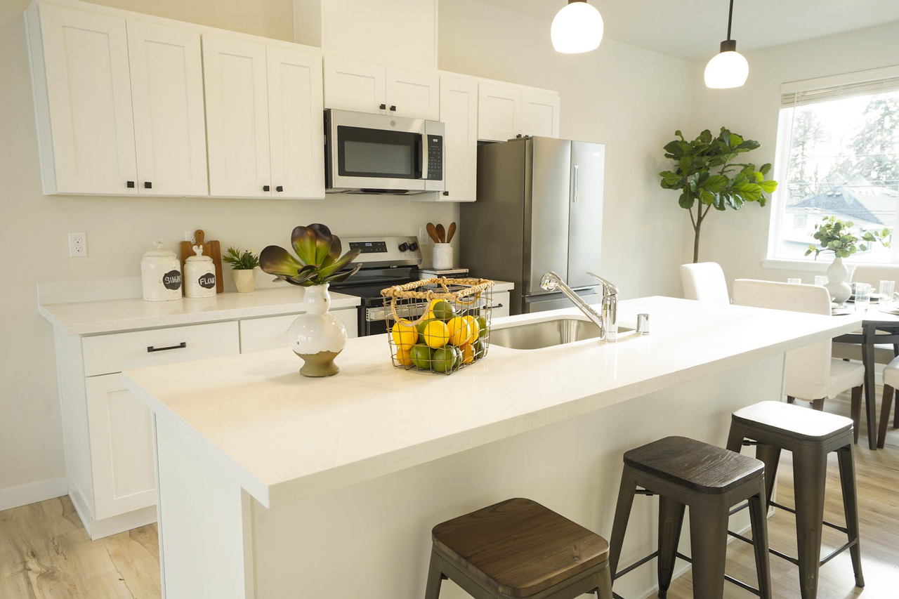 616 S 34th St - Photo 7 of 13