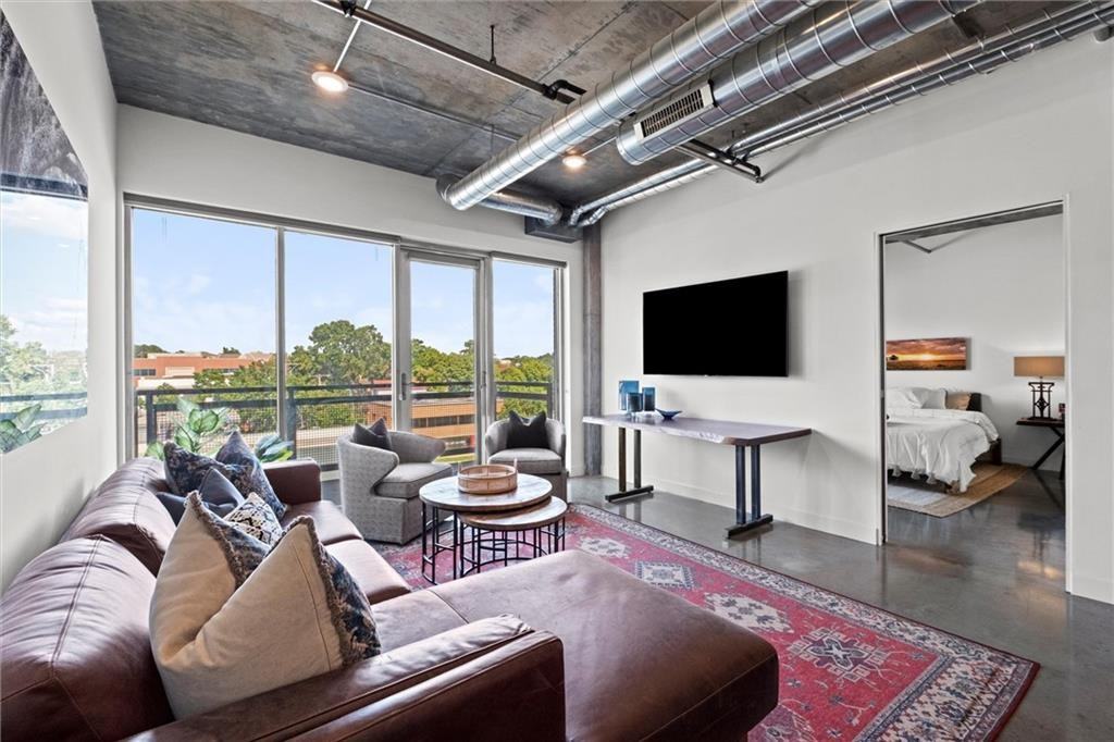 4141 Pennsylvania Ave #302 - Photo 3 of 20