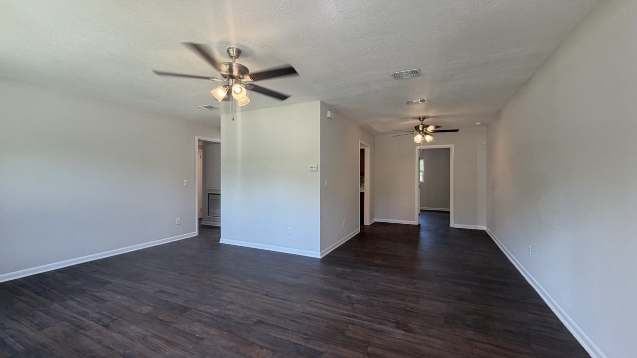 8534 Addison Rd #1 - Photo 2 of 14