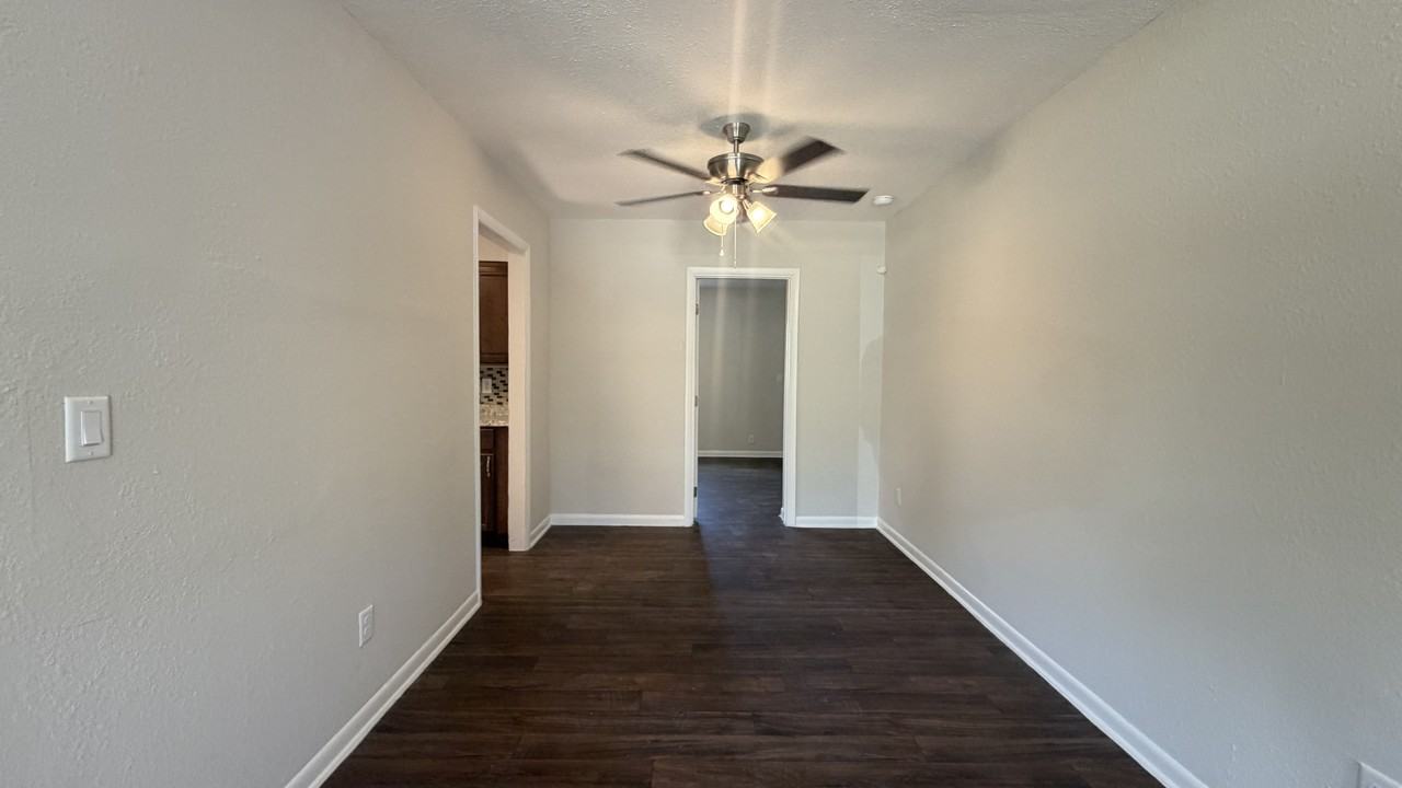 8534 Addison Rd #1 - Photo 4 of 14