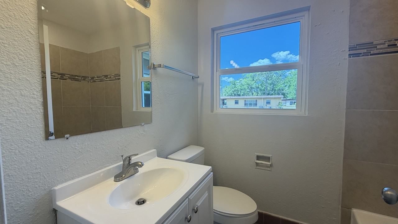 8534 Addison Rd #1 - Photo 7 of 14