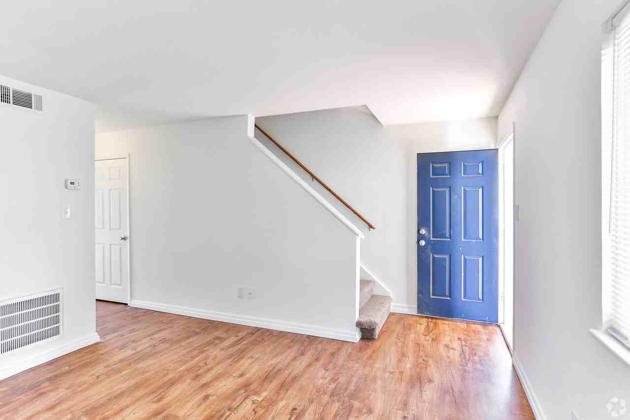 Highland Commons - Photo 2 of 50