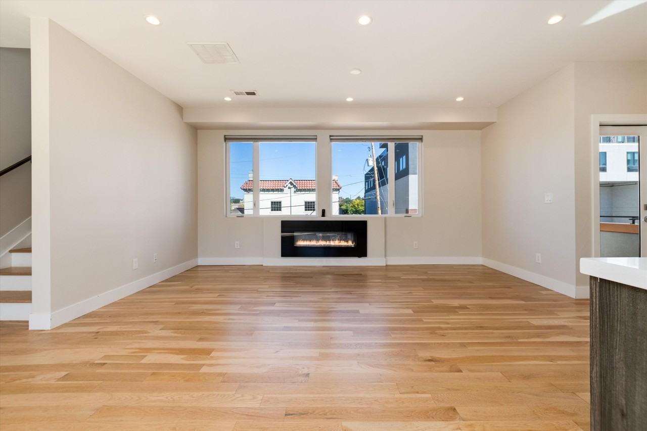 3422 W CONEJOS PL - Photo 5 of 44