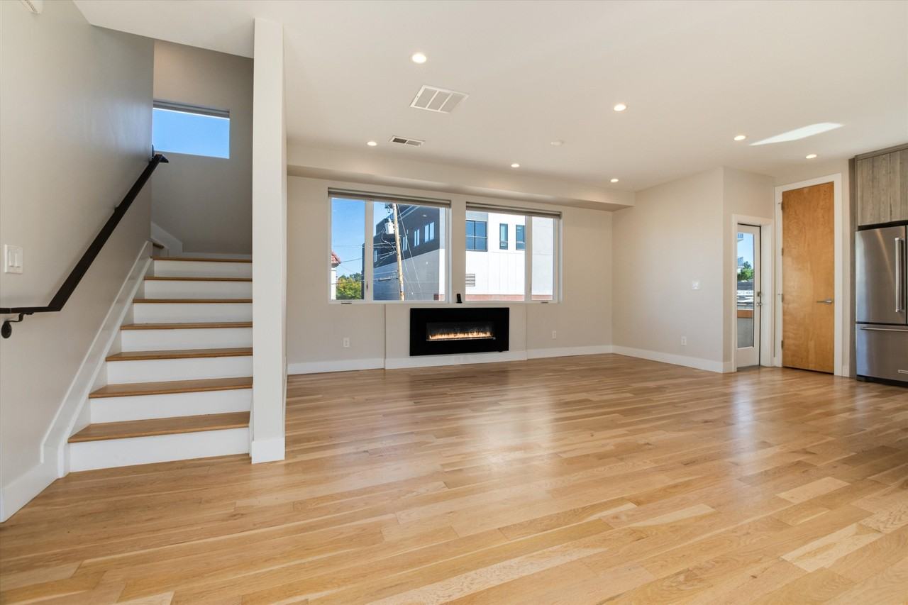 3422 W CONEJOS PL - Photo 6 of 44