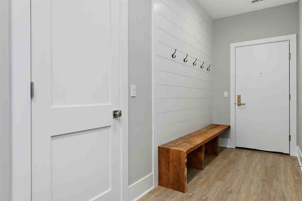 4646 N. Damen - Photo 2 of 27