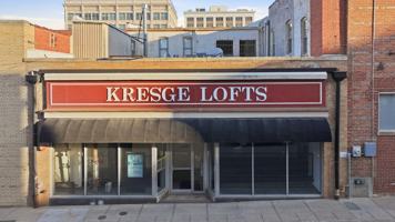 featured image of 209 W Mcdaniel St