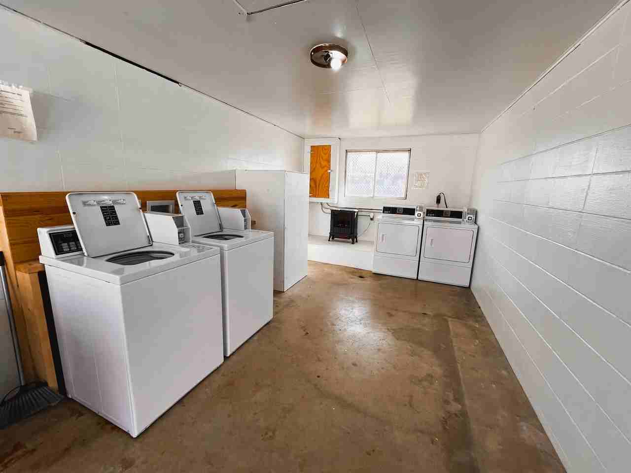 1050 East Clinton Avenue - Photo 5 of 7