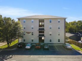 813-B South Robberson Avenue - Photo 1 of 1