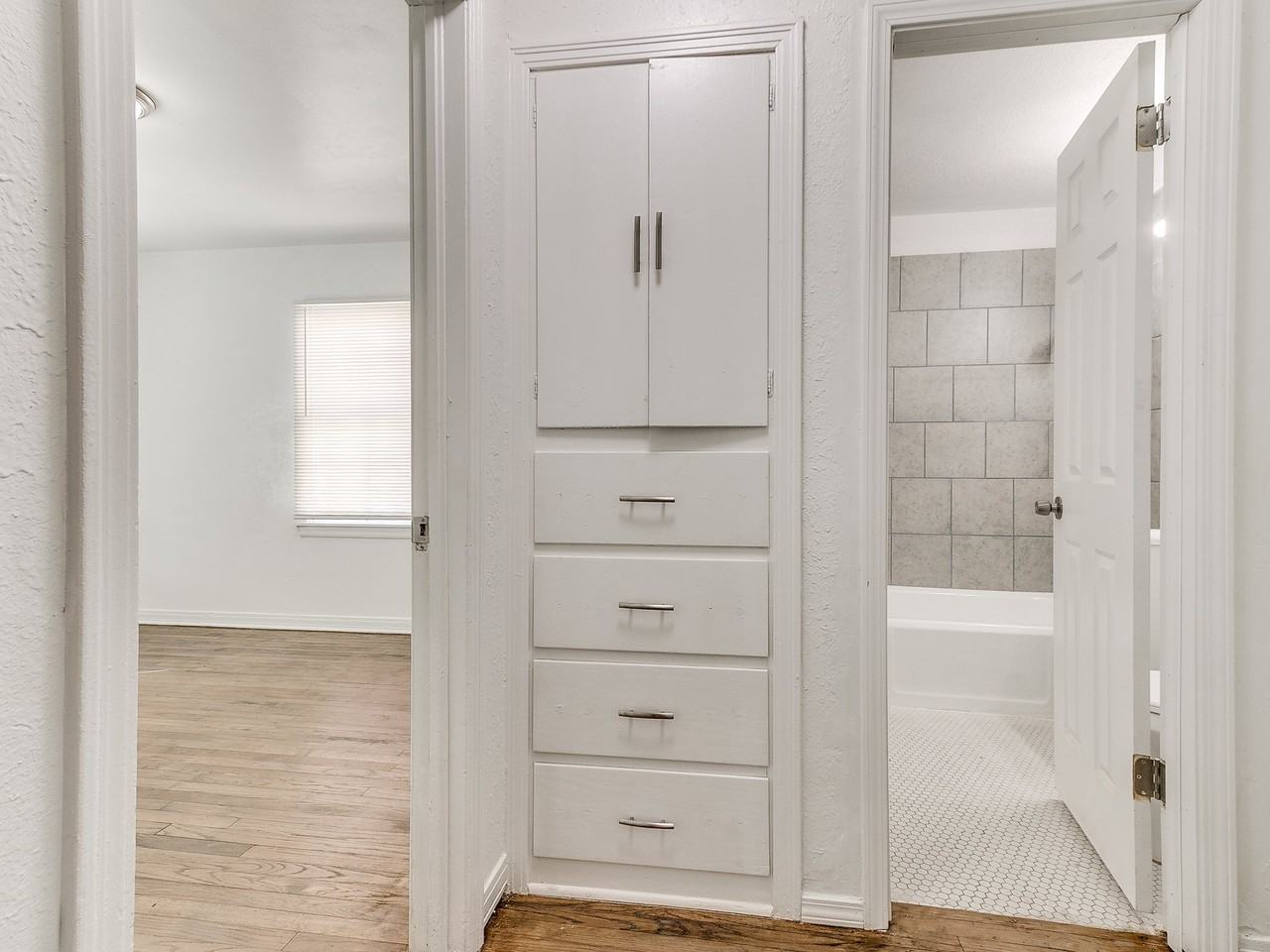 1321 Bellevidere Dr #1 - Photo 5 of 11