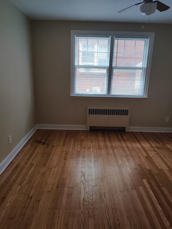 2444 North 50th Street - Photo 5 of 28