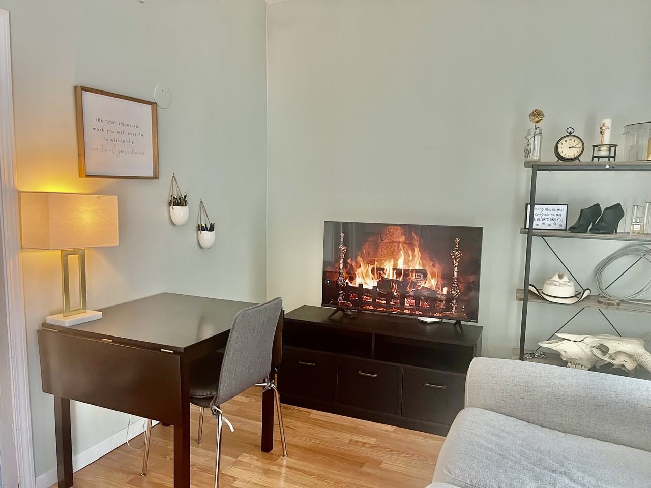 3647 N Newland Avenue - Coach House - Photo 7 of 28