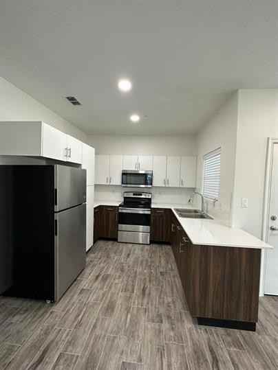 302 Sylvia Handy Drive - Photo 3 of 13