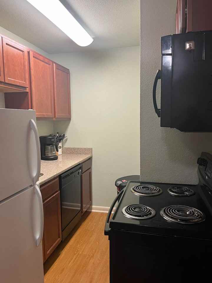 121 North Jackson Street - Photo 3 of 12