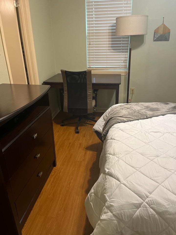 121 North Jackson Street - Photo 5 of 12