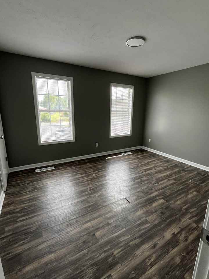 155 E Thomas Street - Photo 7 of 7