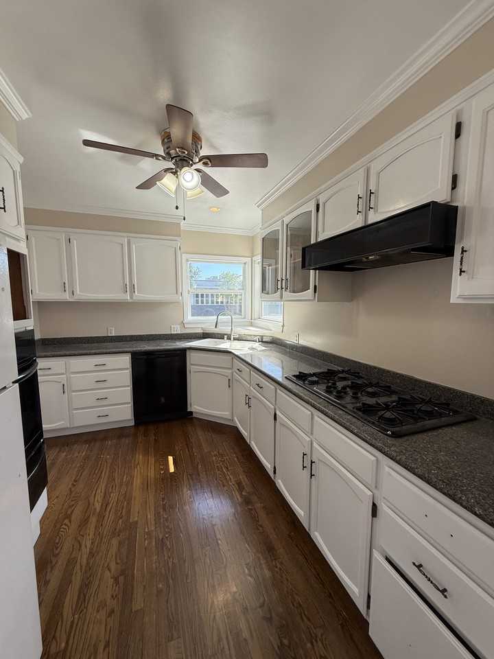 3111 W Jeffries Ave #1 - Photo 2 of 17