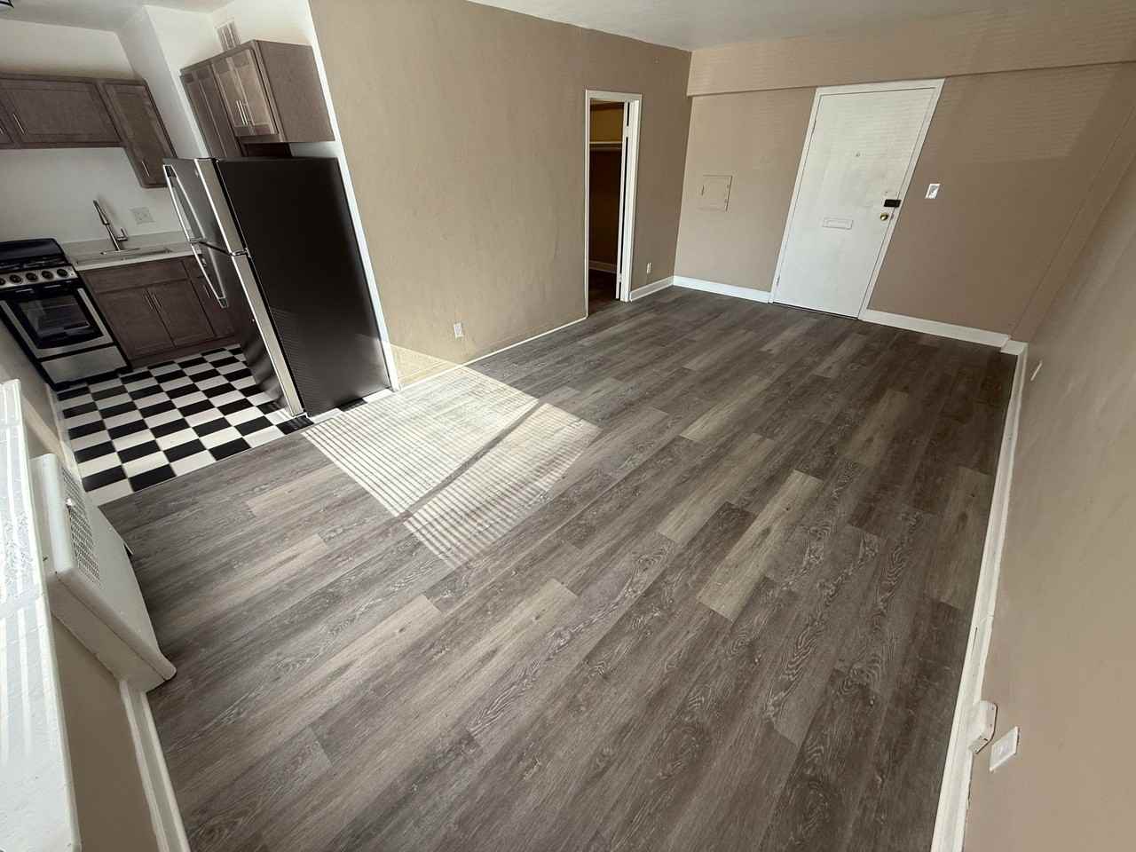 Sixteen53 Prospect Avenue - Photo 4 of 20
