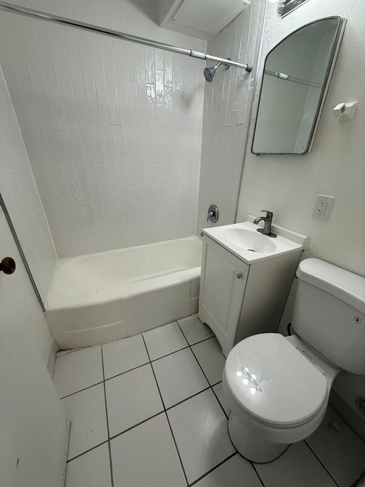 Sixteen53 Prospect Avenue - Photo 7 of 14