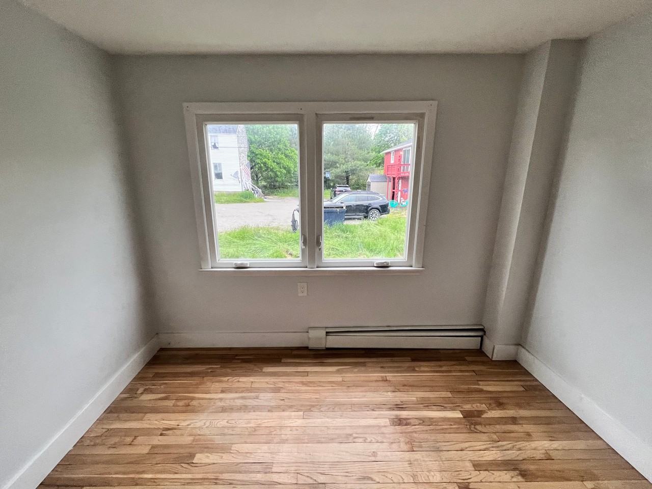 147 State Street - Photo 5 of 7
