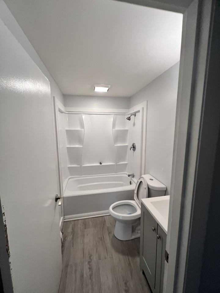 147 State Street - Photo 7 of 7