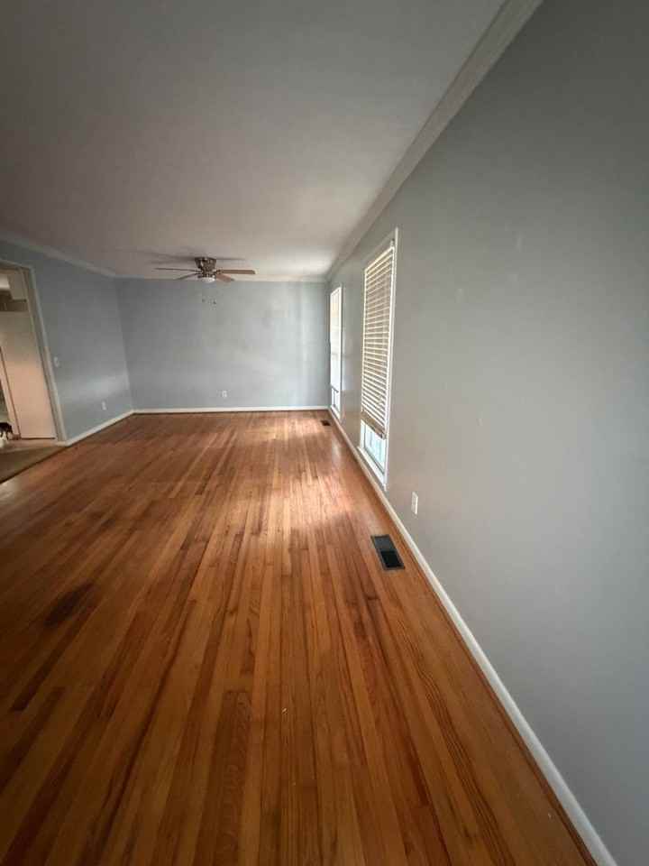 1212 Old Mill Rd - Photo 5 of 19