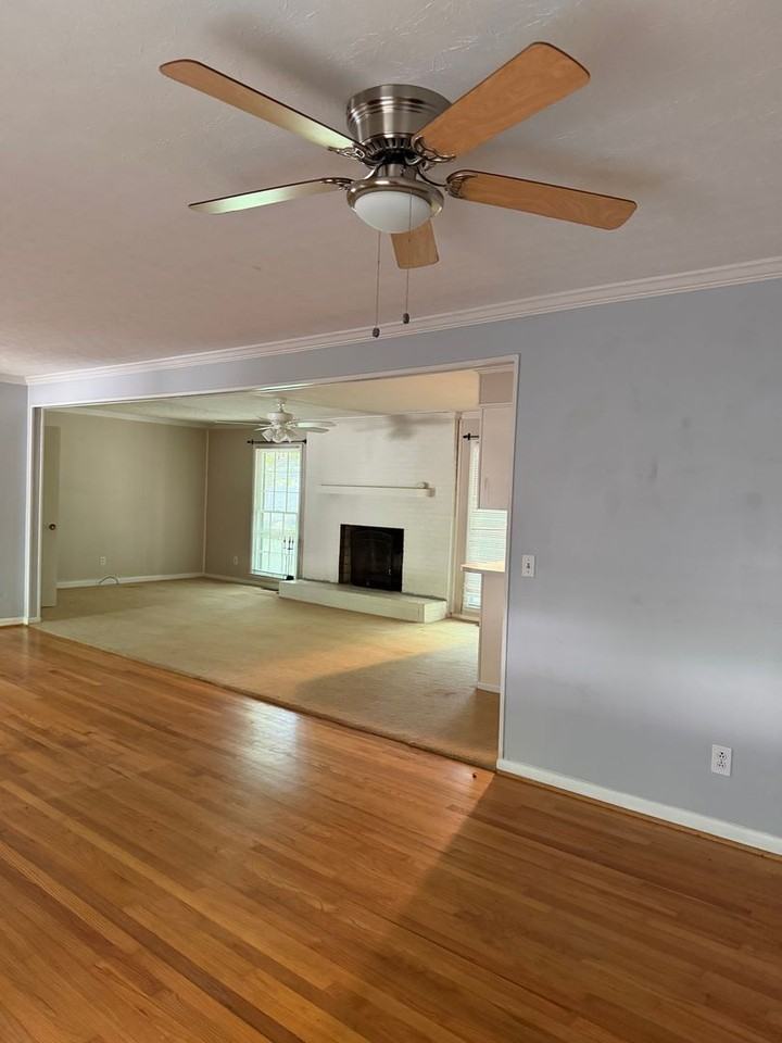 1212 Old Mill Rd - Photo 7 of 19