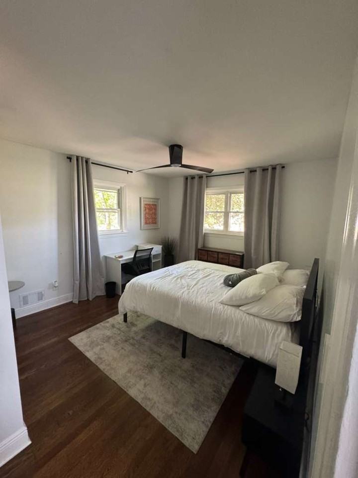 2380 Miriam Lane - Photo 3 of 4