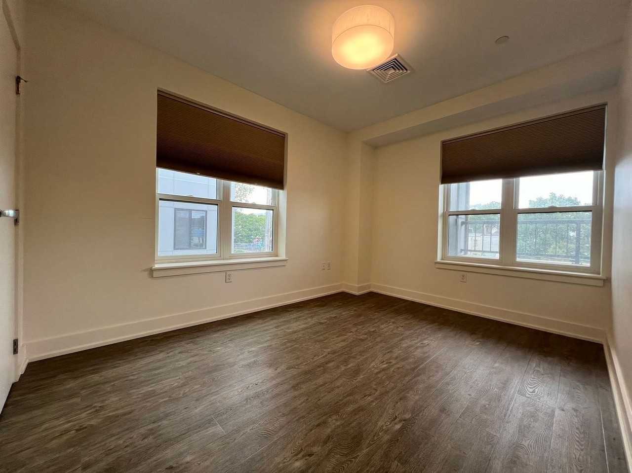 20B Penniman Rd - Photo 5 of 12