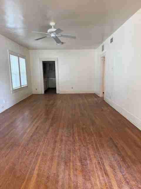 2216 15th St #A - Photo 2 of 9