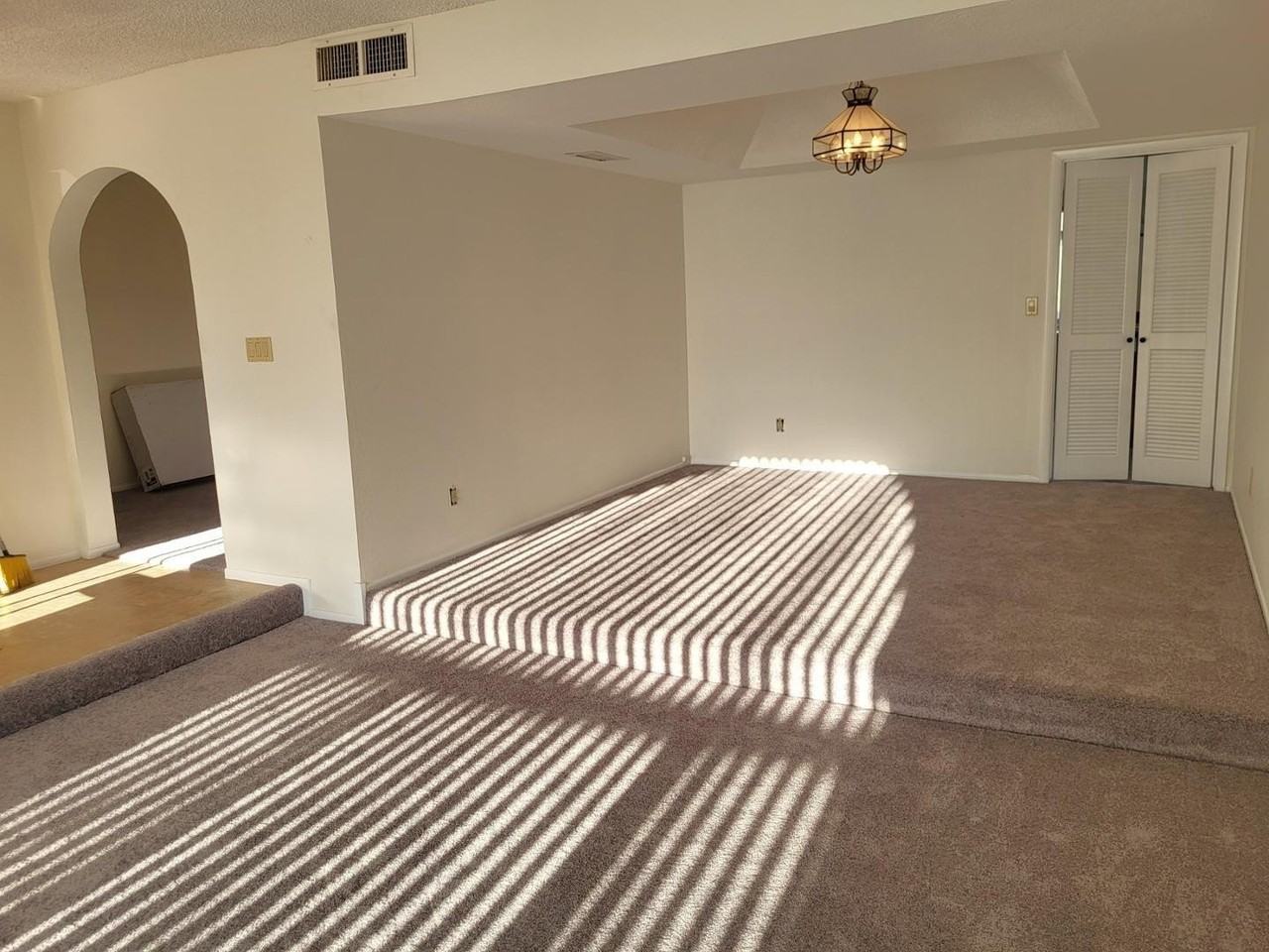 18243 N 43rd Dr - Photo 6 of 14