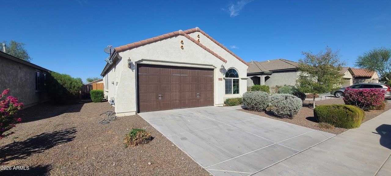 26086 W Sequoia Dr - Photo 2 of 15