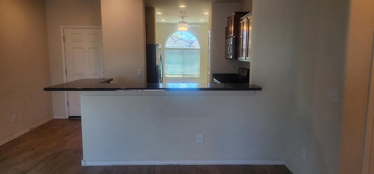 26086 W Sequoia Dr - Photo 5 of 15