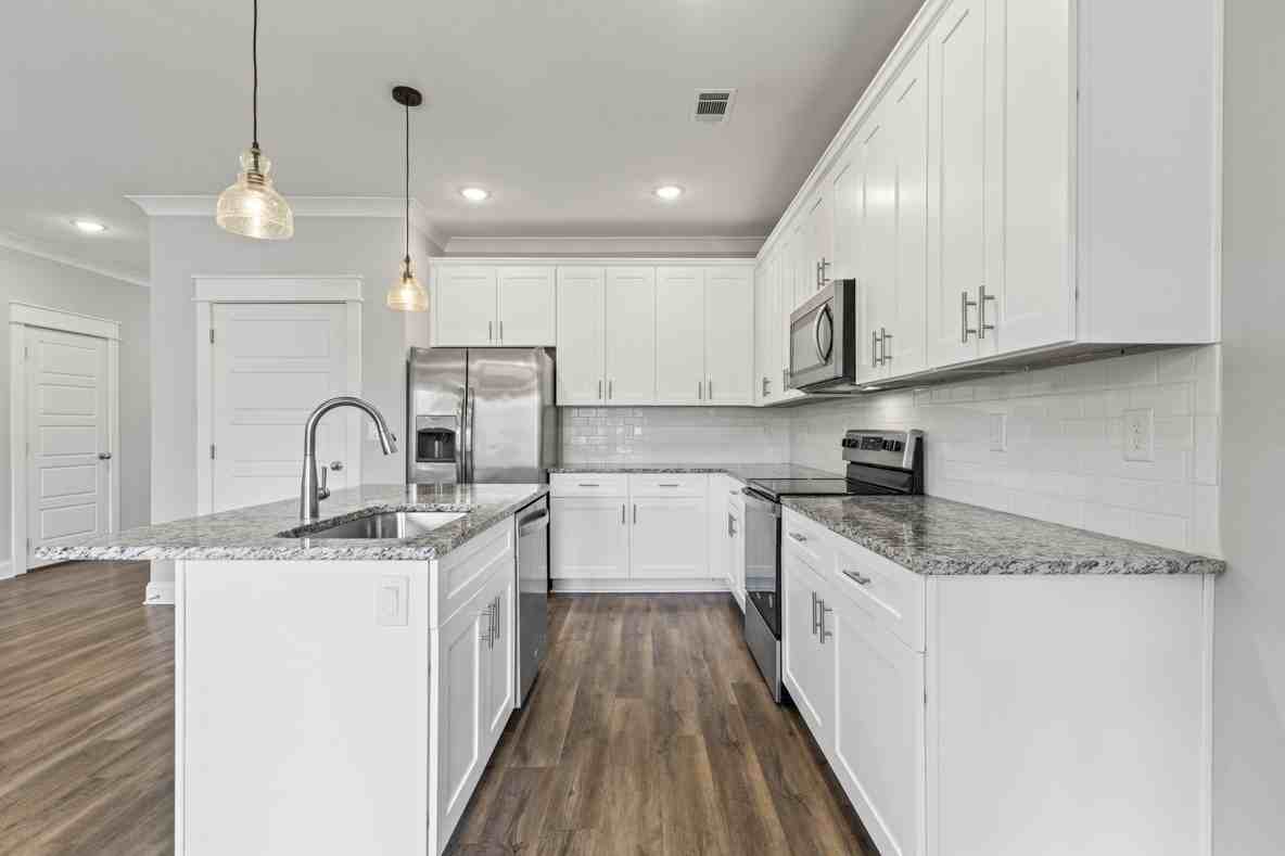 1428 Gatewood Pl #1 - Photo 6 of 24