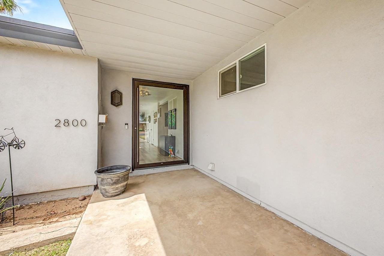 2800 S Bala Dr - Photo 4 of 46