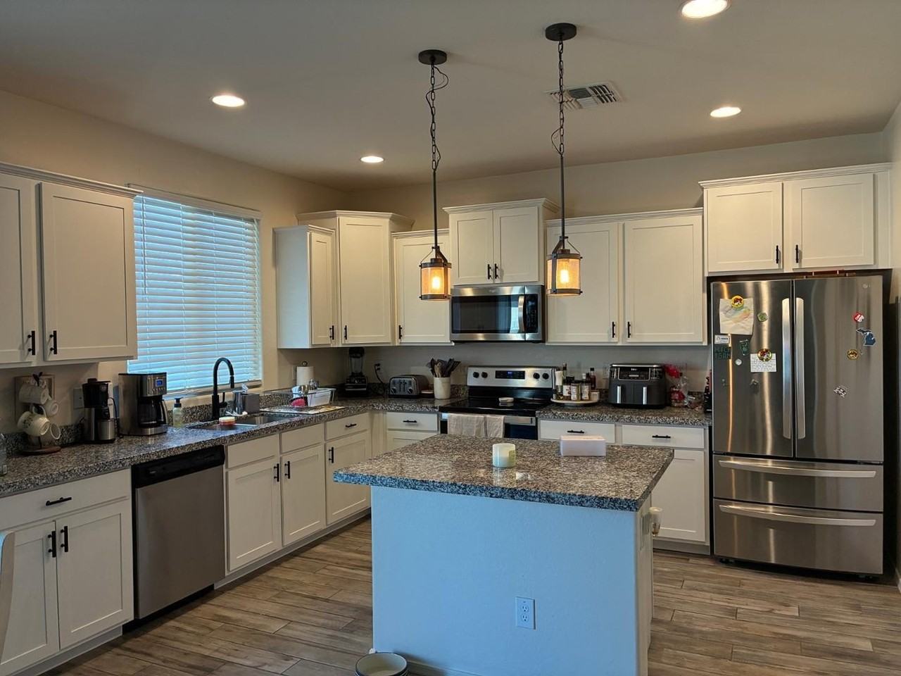 17540 W Country Club Ter - Photo 6 of 20